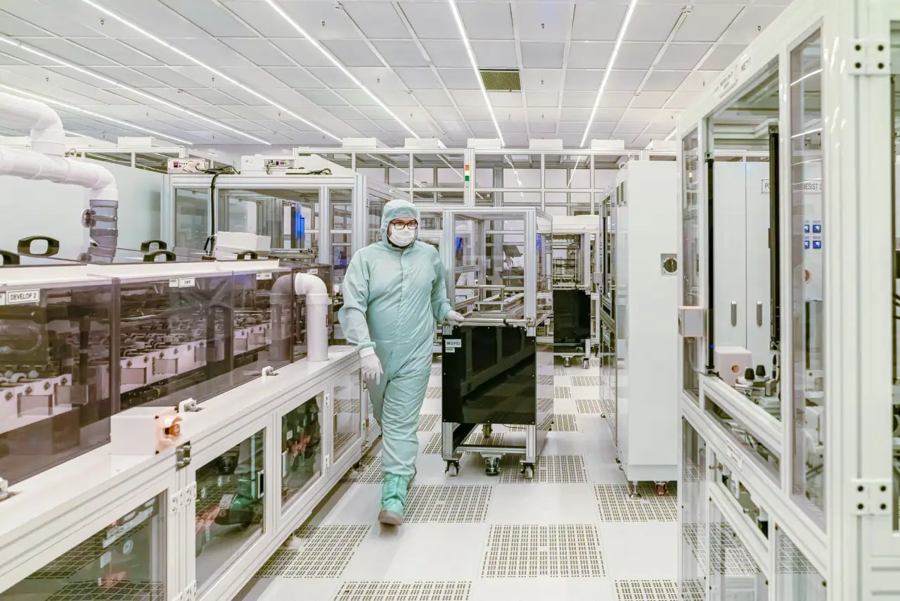 上海温洋贸易有限公司蛋卷与酥饼产品参数对比分析